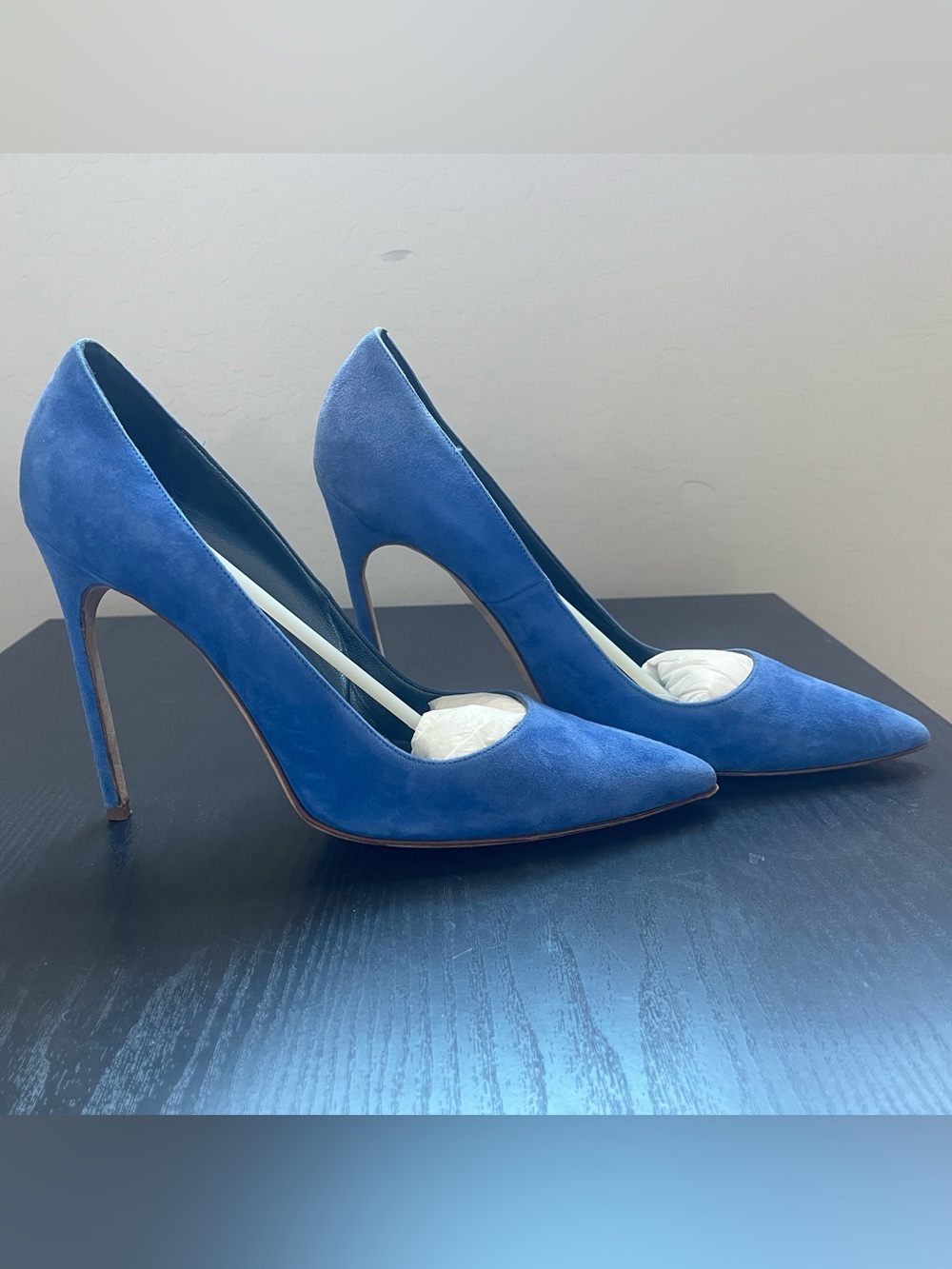 Manolo Blahnik Irene 105-110 Blue Suede Pumps IT 41